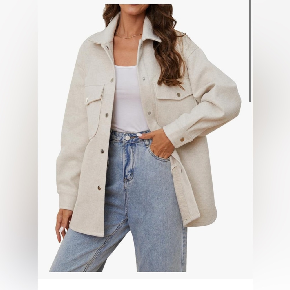 Papillon Beige Shacket